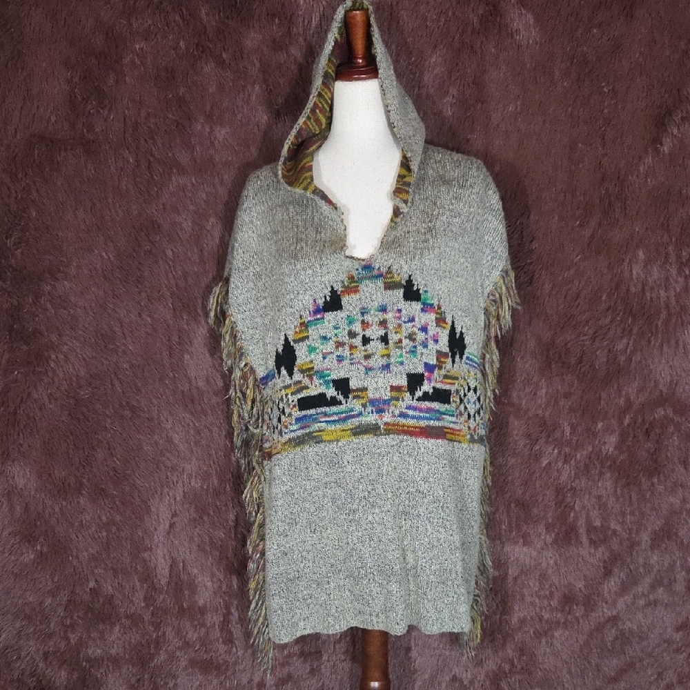 Karlie Boho Hooded Aztec Poncho